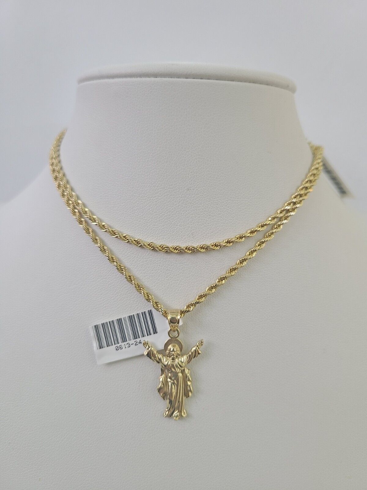 10k 2.5mm Rope Chain Jesus Pendant 18" - 30" Yellow Gold Set Charm Necklace - GoldenlinQ