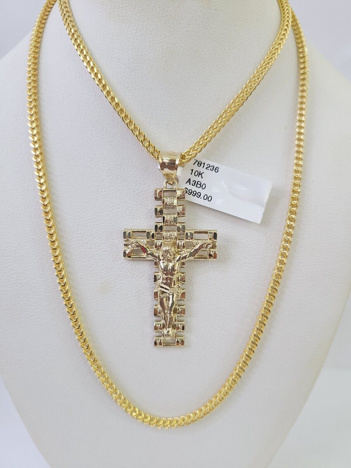10K Franco Chain Jesus Cross Pendant Charm Necklace 20" - 26" 2.5mm Yellow Gold - GoldenlinQ