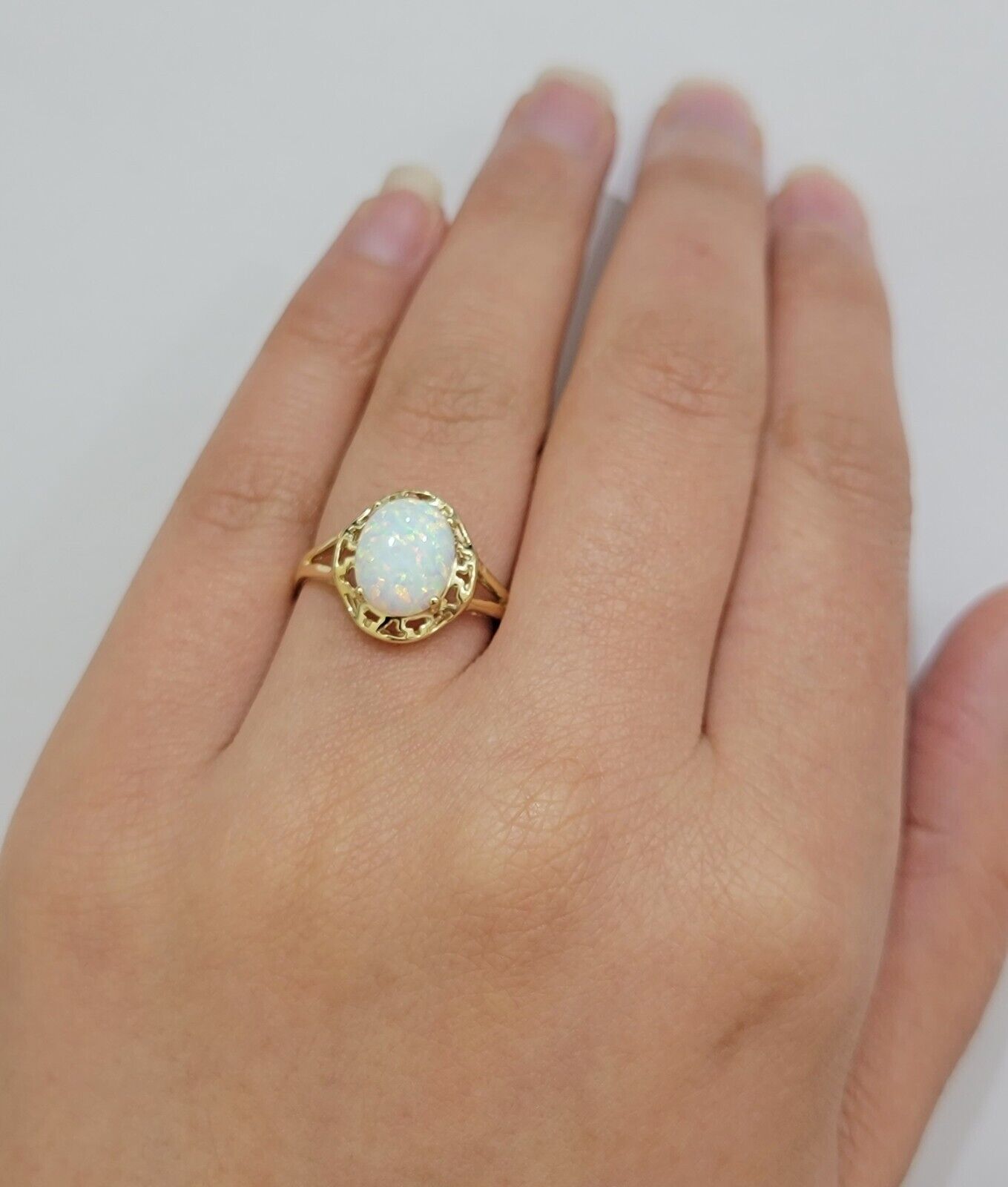10k Gold Women Ring Opal Color Stone Ladies Band REAL 10KT Sizable Brand New - GoldenlinQ