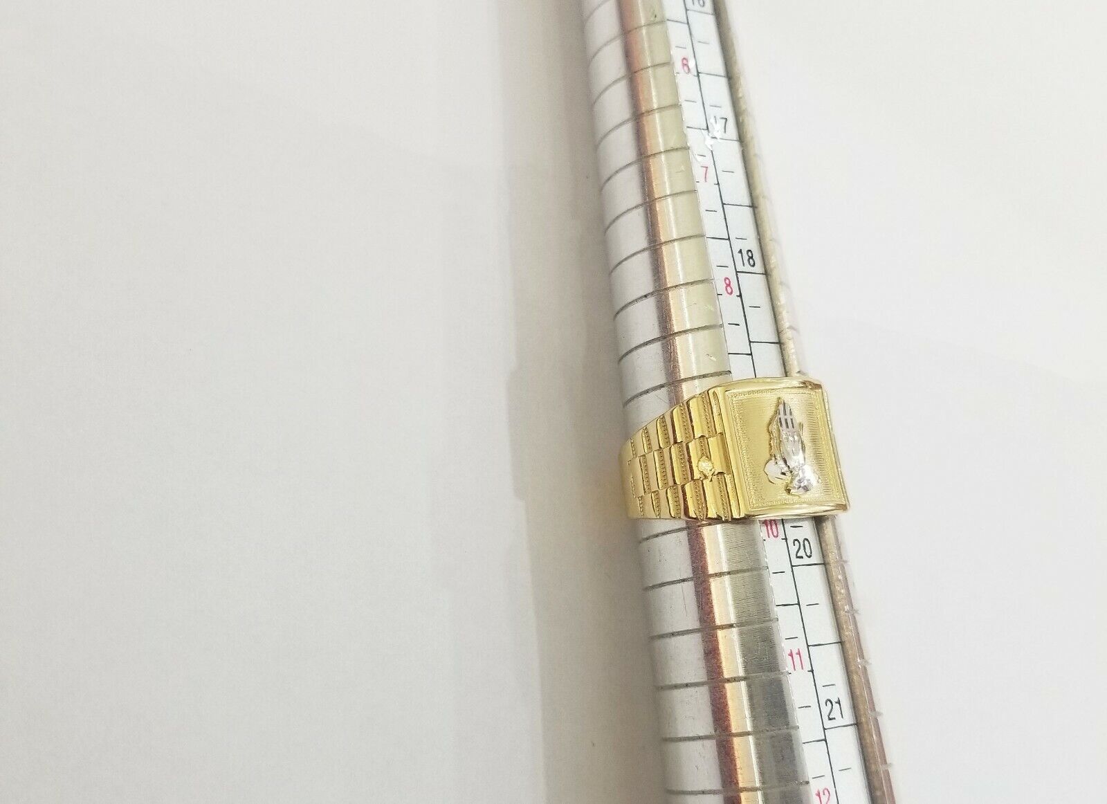 10k Men Yellow Gold prying hand Ring Sizable casual Square 10kt - GoldenlinQ