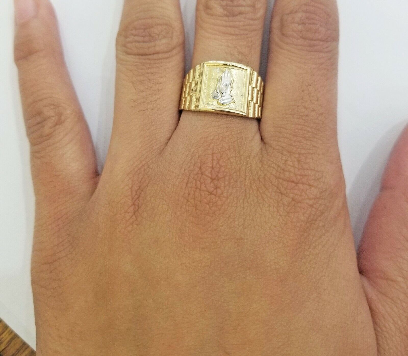 10k Men Yellow Gold prying hand Ring Sizable casual Square 10kt - GoldenlinQ