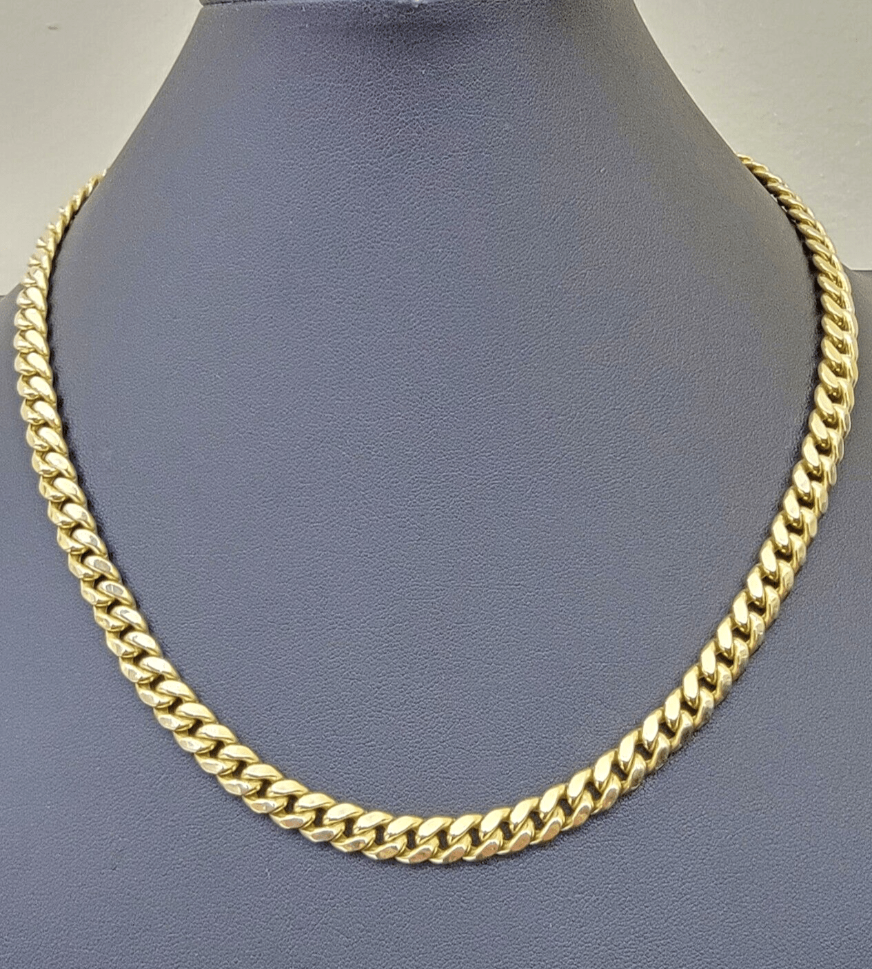 10k Yellow Gold Miami Cuban Link Chain Necklace 8mm 24'' Real 10kt SALE Box Lock - GoldenlinQ