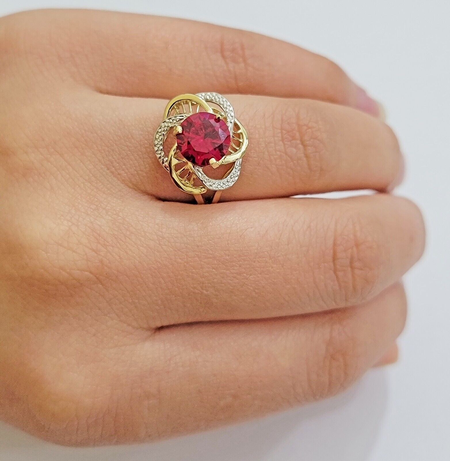 10k Yellow Gold Women Ring Pink Red Color Ladies Flower Band REAL 10KT Size 7.5 - GoldenlinQ