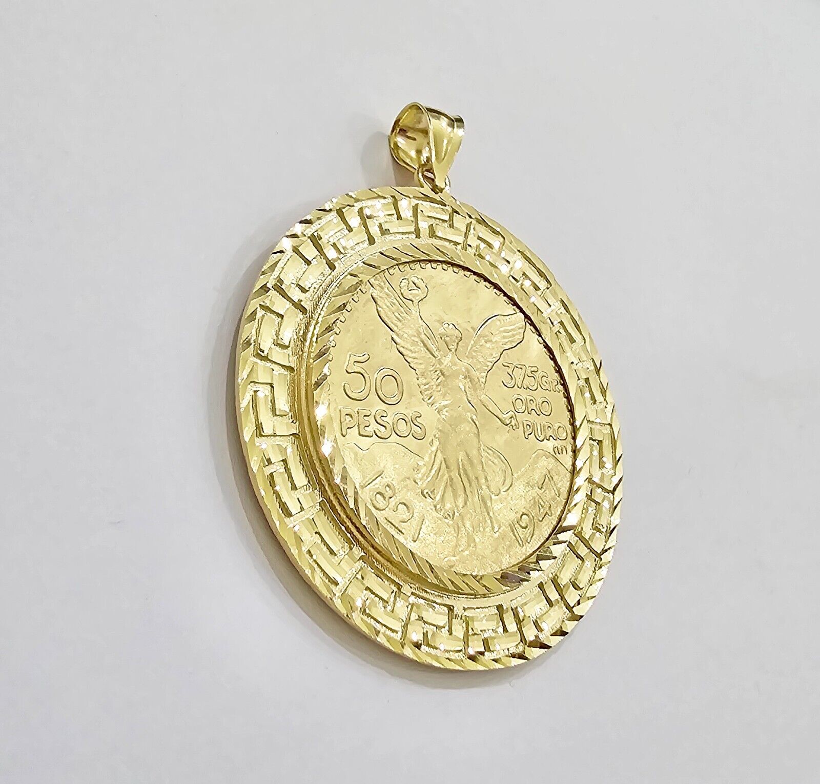 Centenario Coin Charm Solid 10k Yellow Gold 50 Pesos 1947 Centenaro With Bezel - GoldenlinQ
