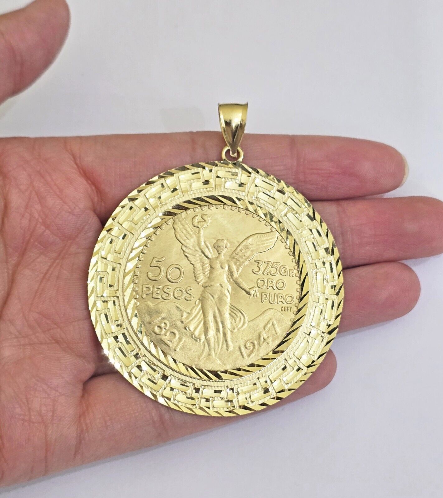 Centenario Coin Charm Solid 10k Yellow Gold 50 Pesos 1947 Centenaro With Bezel - GoldenlinQ