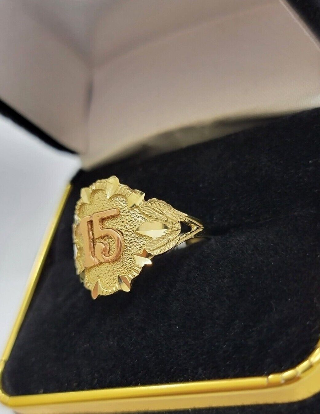 Ladies Ring 10k Gold Quinceanera 15 Anos Year Girls 10KT Yellow REAL Size 6 SALE - GoldenlinQ