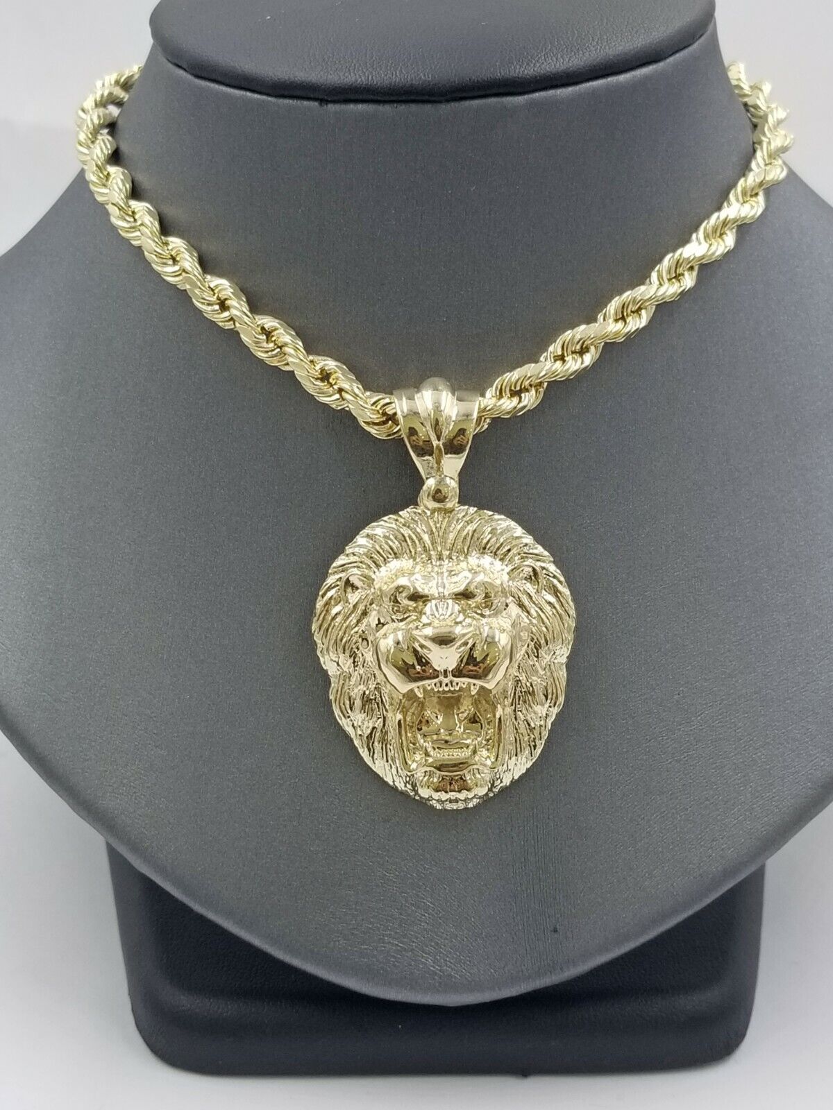 Mens 10k Solid Yellow Gold Roaring King Lion Head Charm Pendant Diamond Cut Real - GoldenlinQ
