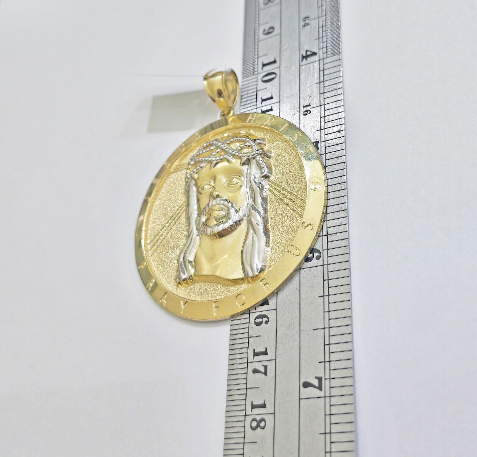 Real 10k Jesus head Charm pendant Mens 2.5 Inch Circular charm Real 10kt - GoldenlinQ