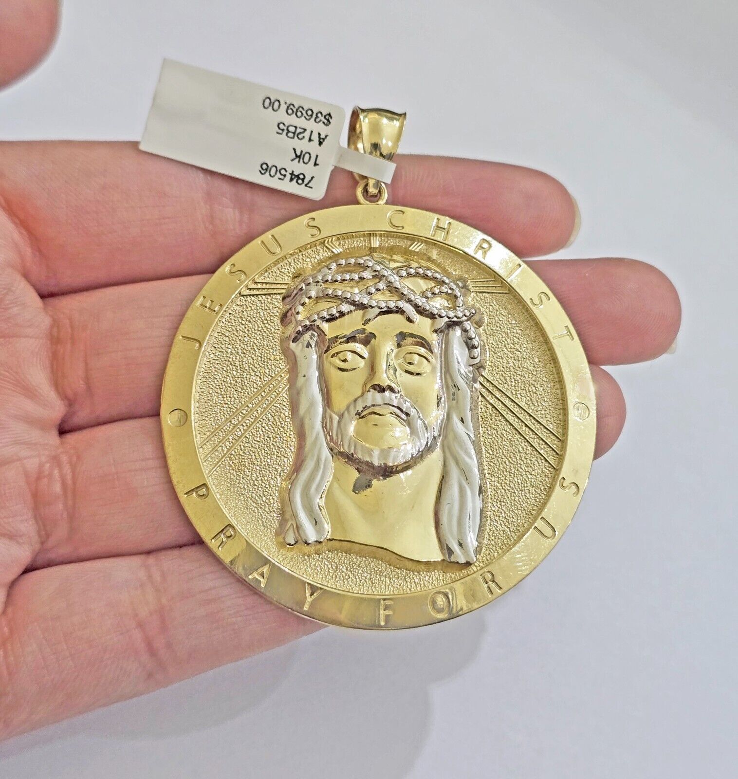 Real 10k Jesus head Charm pendant Mens 2.5 Inch Circular charm Real 10kt - GoldenlinQ