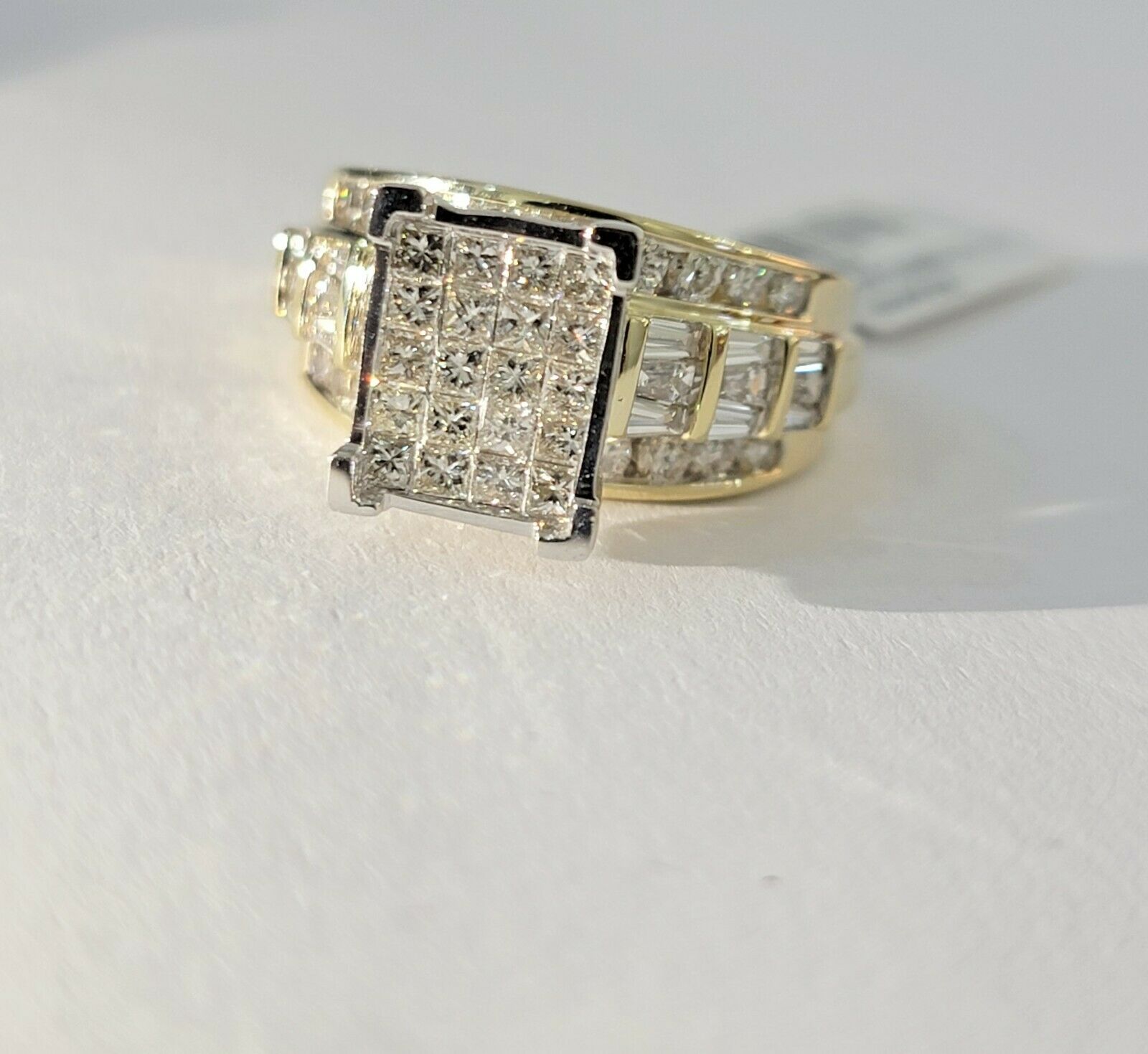 Real 14kt Gold Diamond Ladies Ring 2CT Princess Cut Baguette Round, Yellow Gold - GoldenlinQ